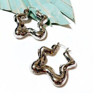 Silver geo hoop earrings S149